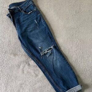 Old Navy Women's Skinny Distressed Jeans 16 short